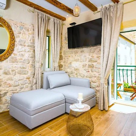 Lägenhet The Palace Collection In Centre