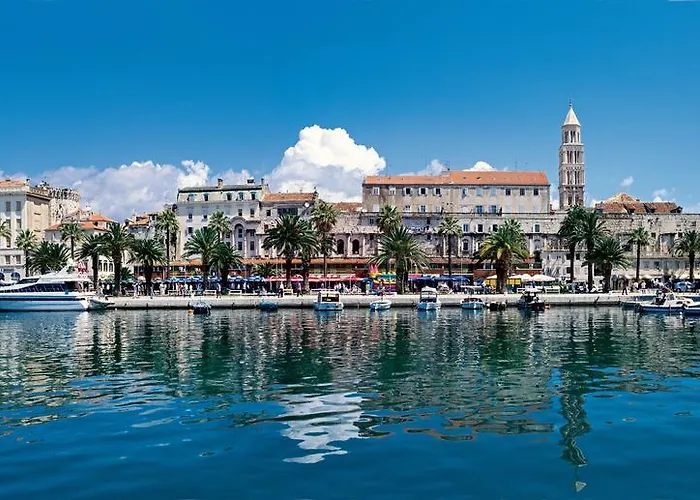 The Palace Collection In Centre 아파트 *